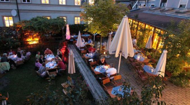 Karpfenhotel&Herrenhaus im Gasthaus Sindel-Buckel Feuchtwangen Exterior foto